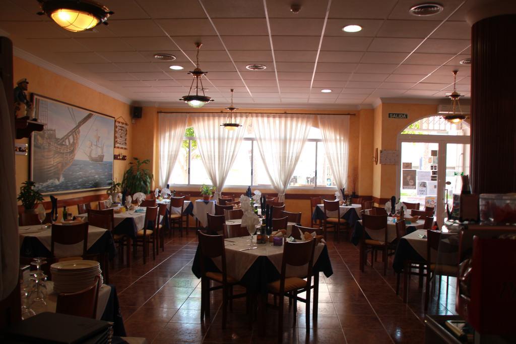 Hotel El Marino Santiago De La Ribera Buitenkant foto